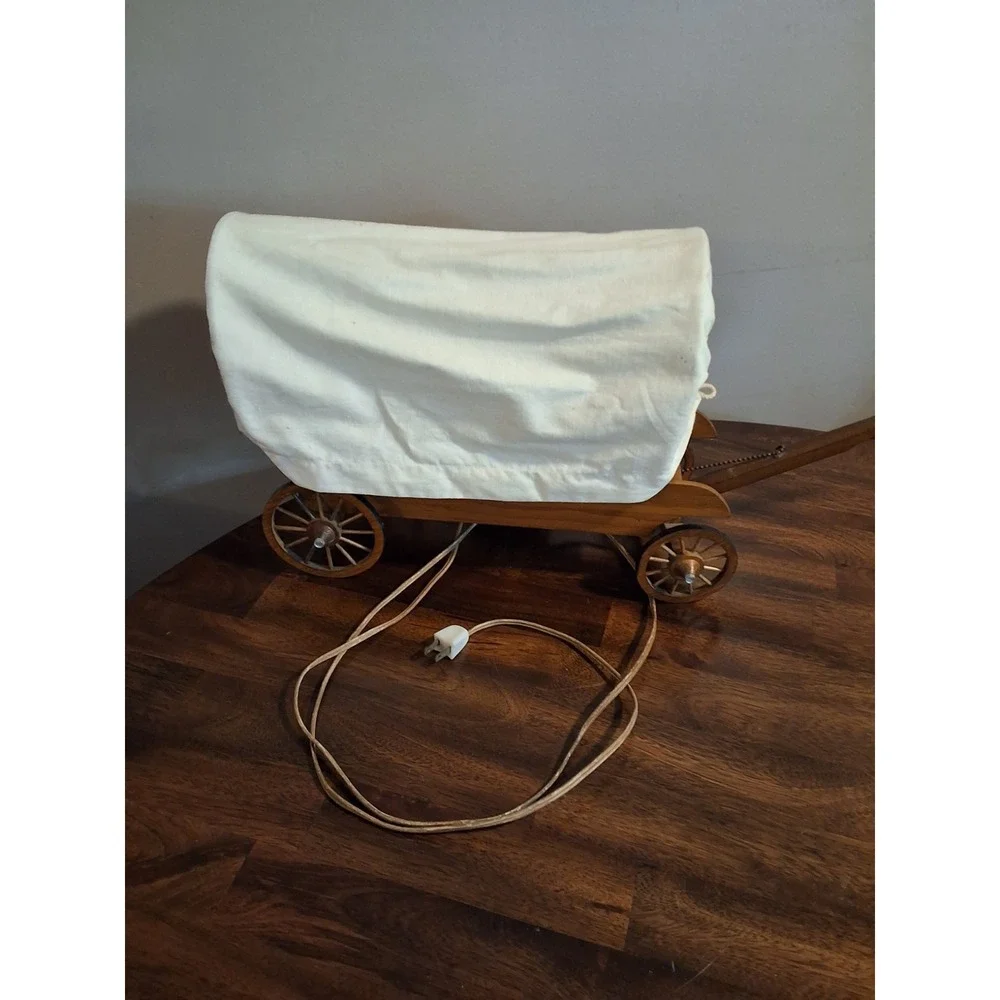 Wagon vintage wooden